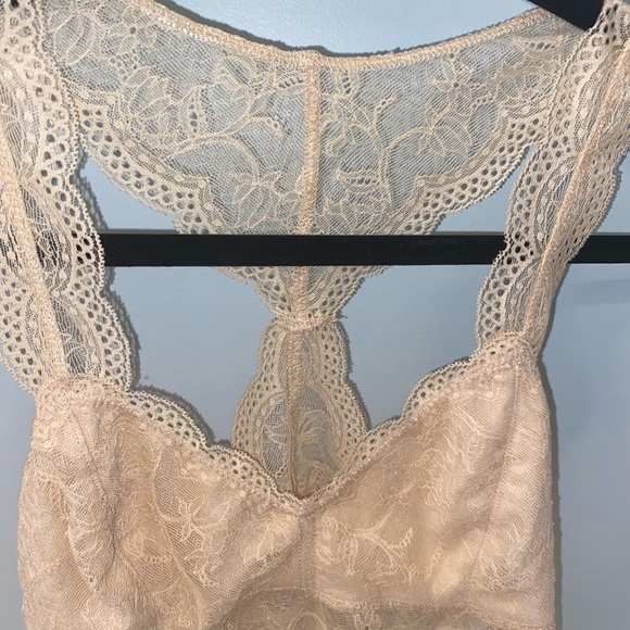 NWT Tan bralette size small - Picture 4 of 4